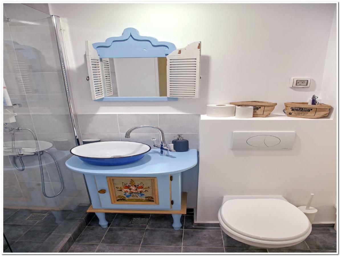 Skyview Old Town Apartment Bucureşti Ngoại thất bức ảnh