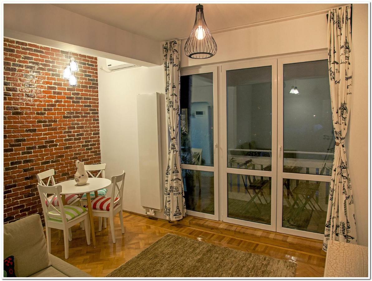 Skyview Old Town Apartment Bucureşti Ngoại thất bức ảnh